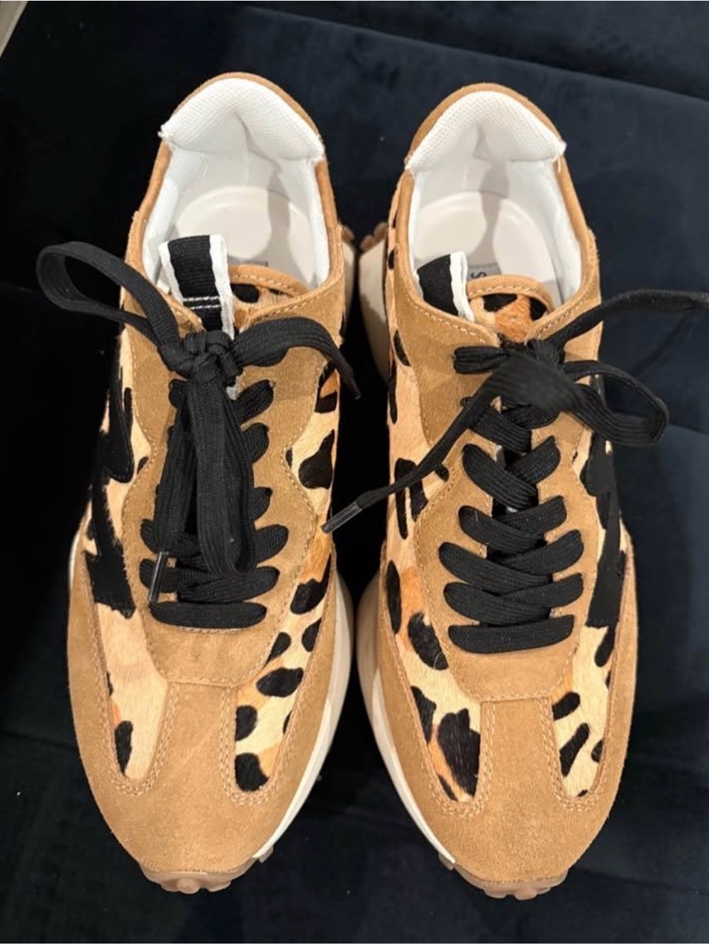 Women’s Steve Madden Tan Leopard Suede Casual Sneakers - Black Laces! Size 7.5m.
